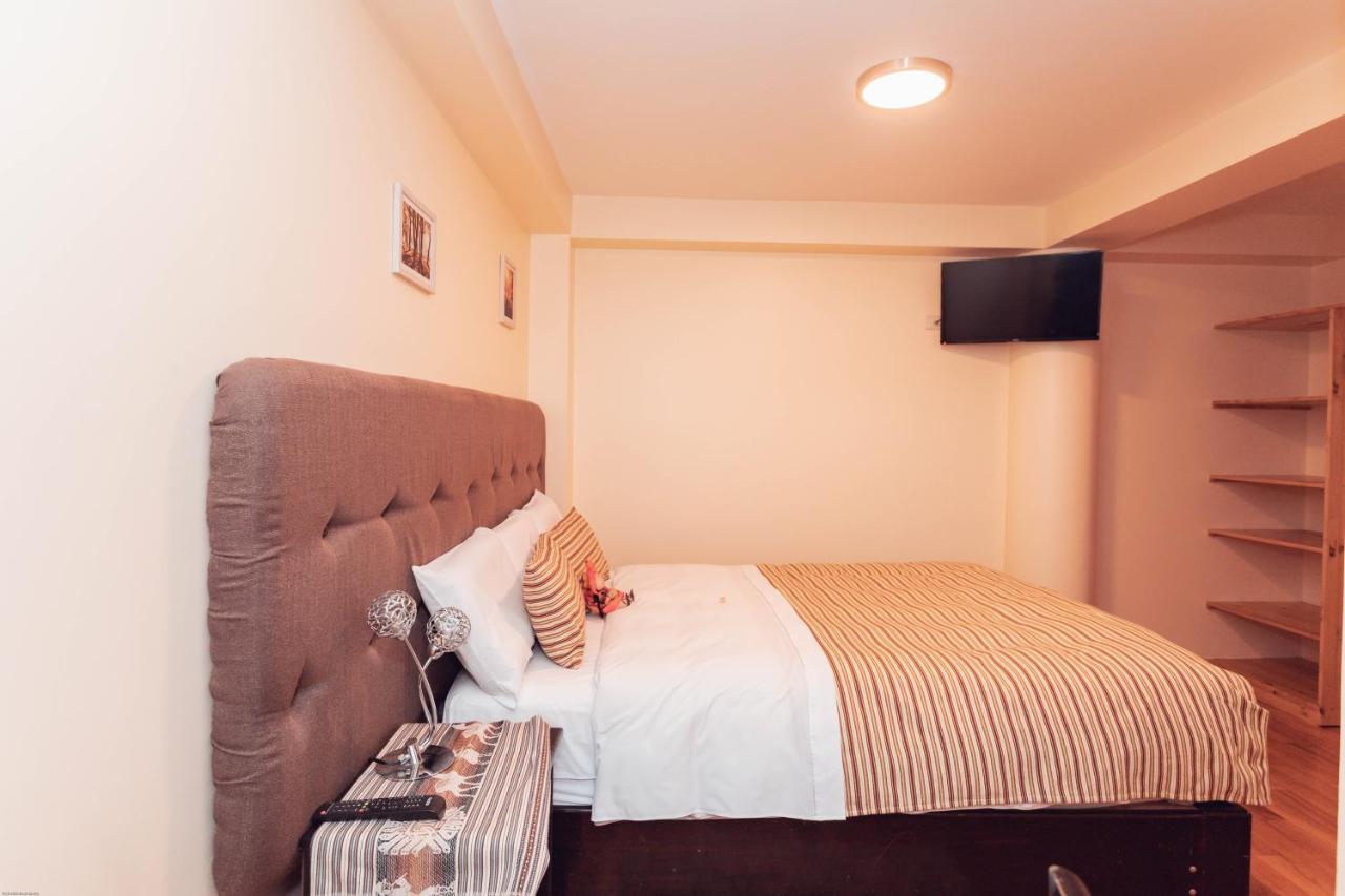 Hotel Quenas 3*